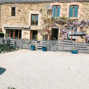 Maison De A Brambuan Bed and breakfast