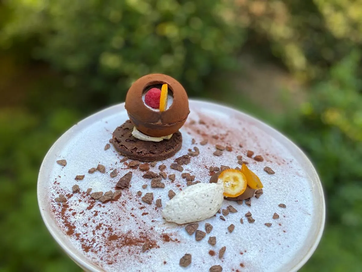Latitude Ouest Hotel Restaurant & Spa Locronan 3*,  Frankrijk